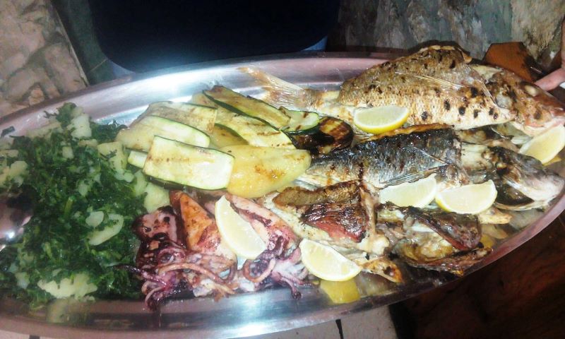 grilled fish platter skojera